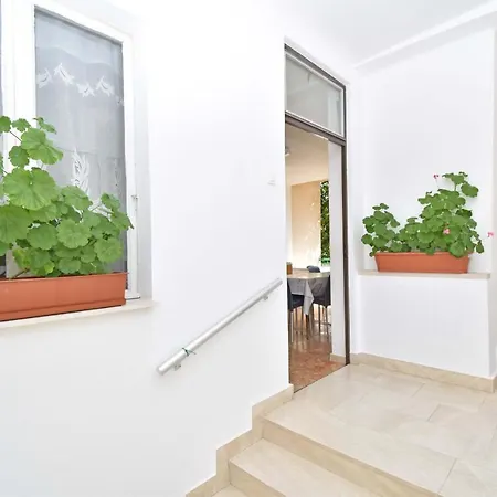 Borka Apartment Tucepi