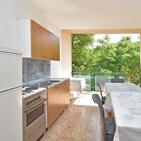 Apartment Borka *