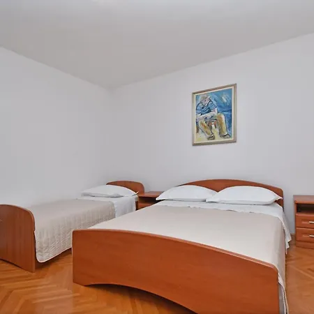 Apartment Borka *